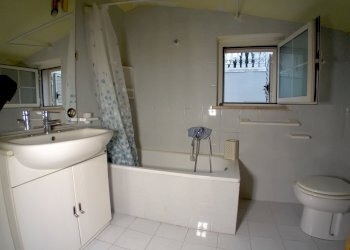 bagno - Independent house Via Ospedale 19, Lettomanoppello - photo 13