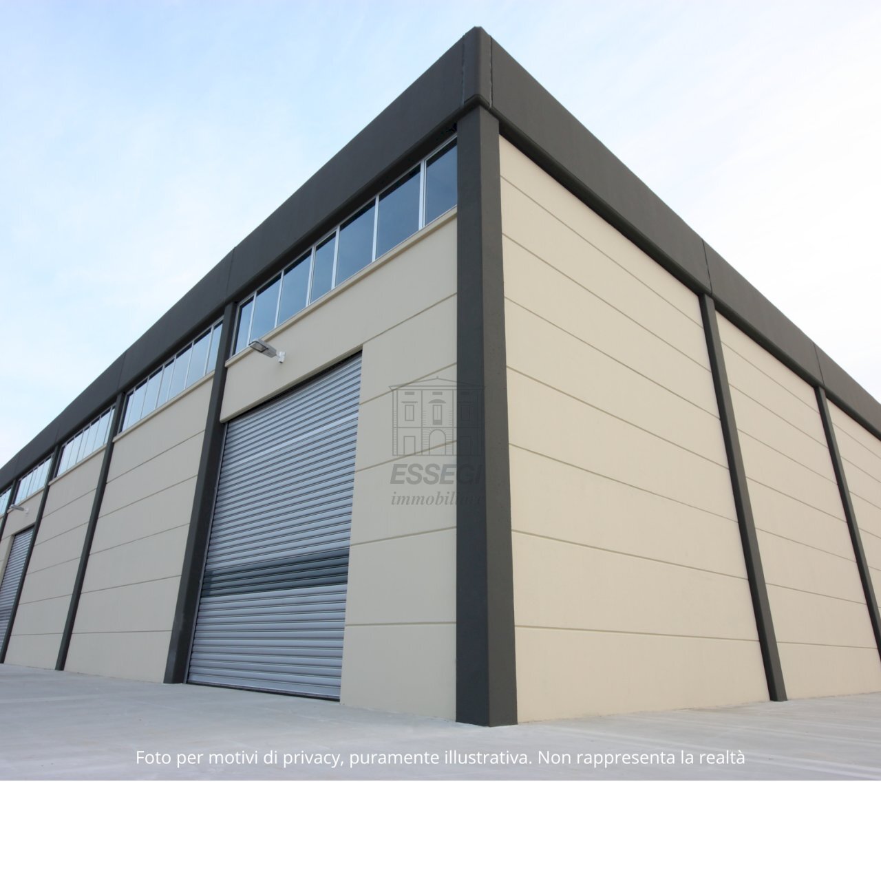 vendesi capannone lucca - Commercial Premises Lucca - photo 1