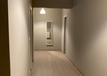 3.0 corridoio.jpg - Quadrilocale VIA ALFREDO D'ANDRADE 34, Genova - foto 5