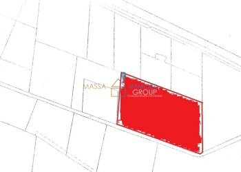 15e4.jpg - Terreno agricolo Viale Galileo Galilei 65, Carrara - foto 1