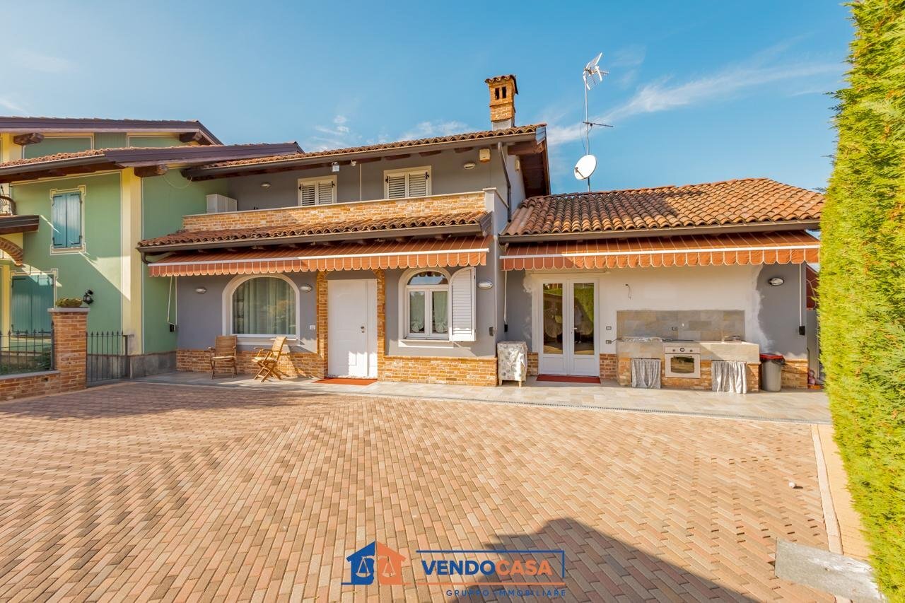 Casa indipendente Trinità - foto 2