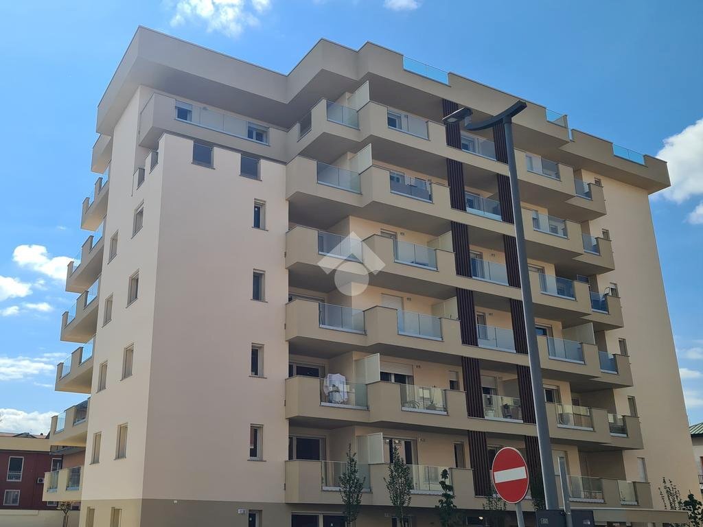 Four-room apartment Via Gioacchino Rossini, San Giuliano Milanese - photo 2