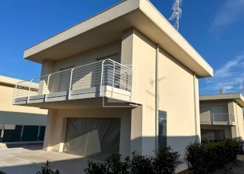 Villa via Repubblica, Manerba del Garda - foto 3