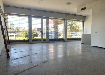 Locale Commerciale Via Provinciale, Dalmine - foto 2