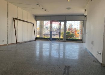 Locale Commerciale Via Provinciale, Dalmine - foto 6