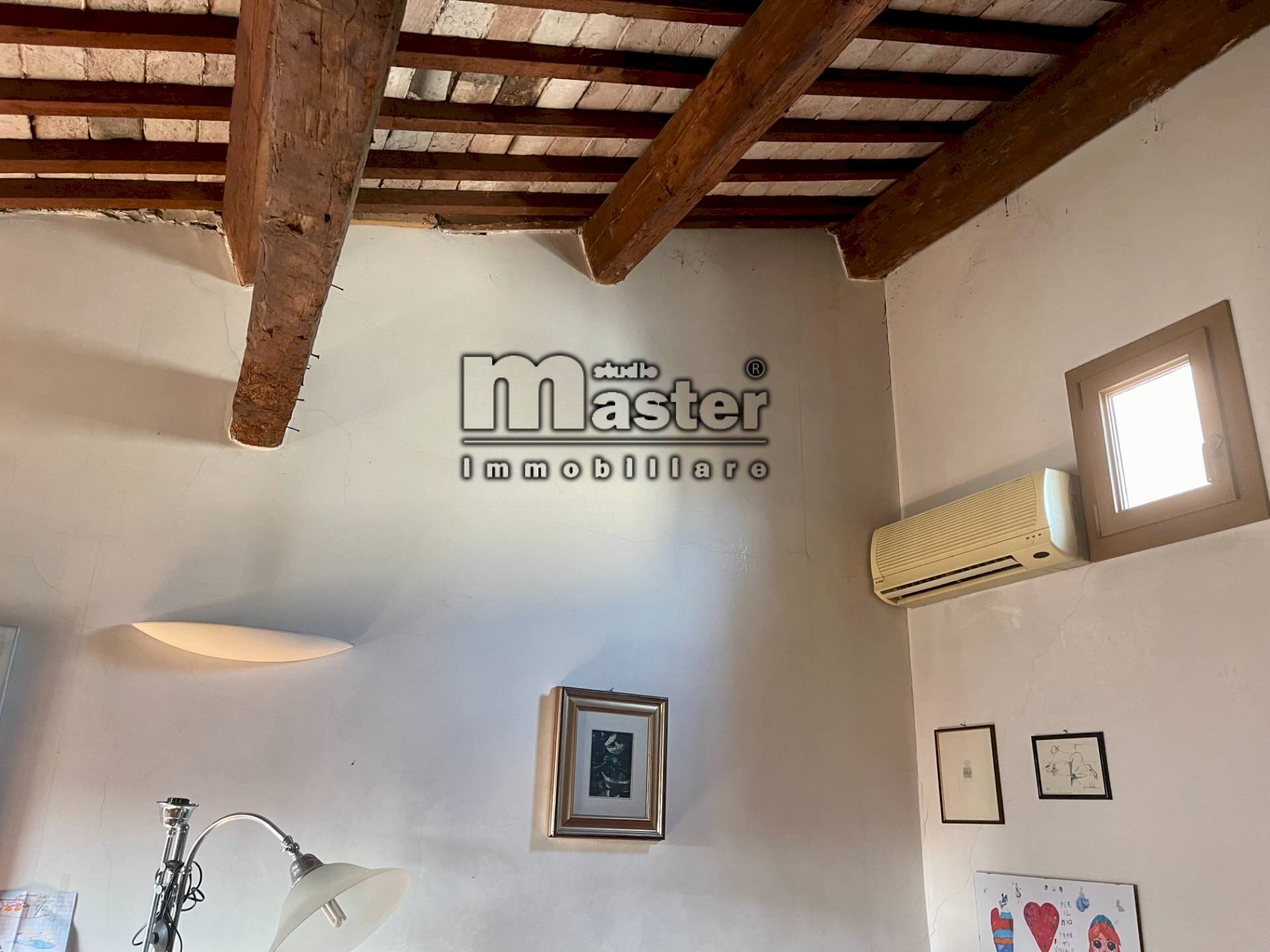 Stabile - Palazzo Piazza Vittoria, Treviso (zona Centro Storico) - foto 1