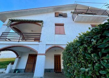 Facciata - Villa via Don Luigi Orione, 238, Bra - photo 7