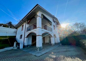 Facciata - Villa via Don Luigi Orione, 238, Bra - foto 8