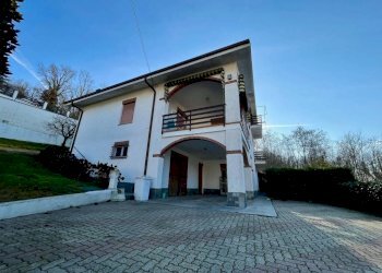 Facciata - Villa via Don Luigi Orione, 238, Bra - photo 9