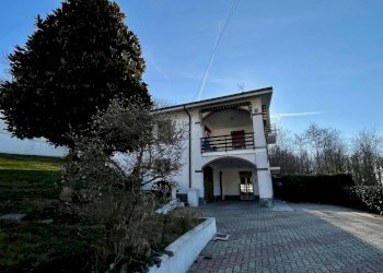 Facciata - Villa via Don Luigi Orione, 238, Bra - photo 11