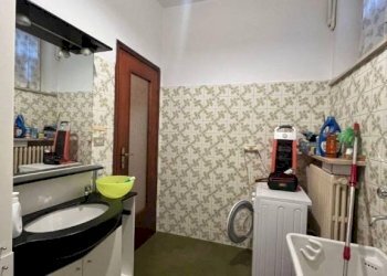 bagno p.t. - Villa via Don Luigi Orione, 238, Bra - photo 16