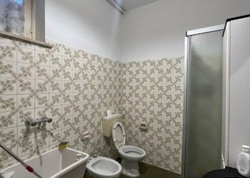 bagno p.t. - Villa via Don Luigi Orione, 238, Bra - photo 17