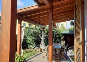 d3e6a486-0405-4904-ae81-6f8145a5e374.jpg - Porzione di casa Ameglia - foto 4