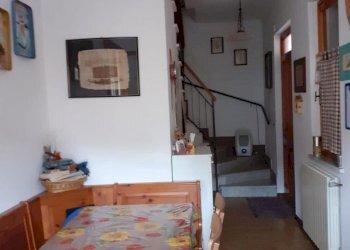 1cbc0932-1f0f-474a-8854-cc5f3f1e110c.jpg - Porzione di casa Ameglia - foto 7