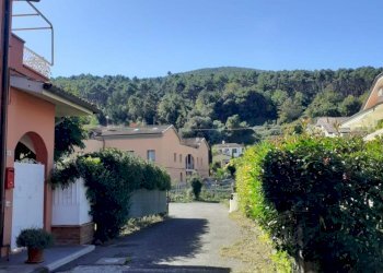 ef33f721-840f-4b21-8710-55e6dc14c82b.jpg - Porzione di casa Ameglia - foto 15