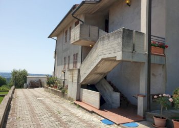 20220522_111843.jpg - Porzione di casa MONTECAMPANO, Amelia - foto 16