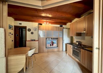 salotto - Appartamento Piazza Marchetti 12, Laveno-Mombello - foto 6