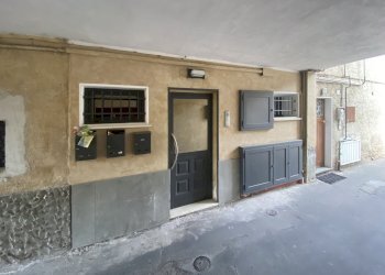 esterno.JPG - Porzione di casa Reggio nell'Emilia - foto 1