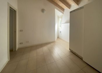 camera 11.JPG - Porzione di casa Reggio nell'Emilia - foto 7