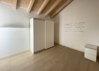 camera 4.JPG - Porzione di casa Reggio nell'Emilia - foto 11