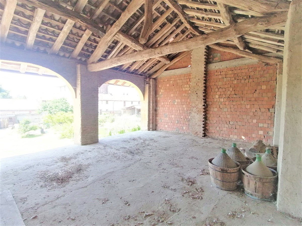 IMG-20230623-WA0008.jpg - Casale via adua 10, Pezzana - foto 1