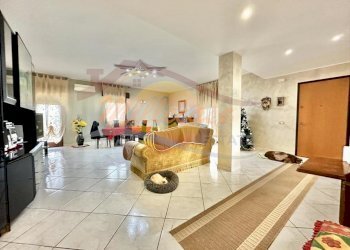 7c32890d-7b2e-49c8-ab0a-3c664c548580.jpeg - Villa Via Mallia, Siracusa - foto 9