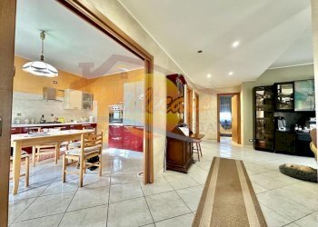 08d1a7d0-4bd8-4cbe-a4dd-0f6ef9b54cb1.jpeg - Villa Via Mallia, Siracusa - foto 11