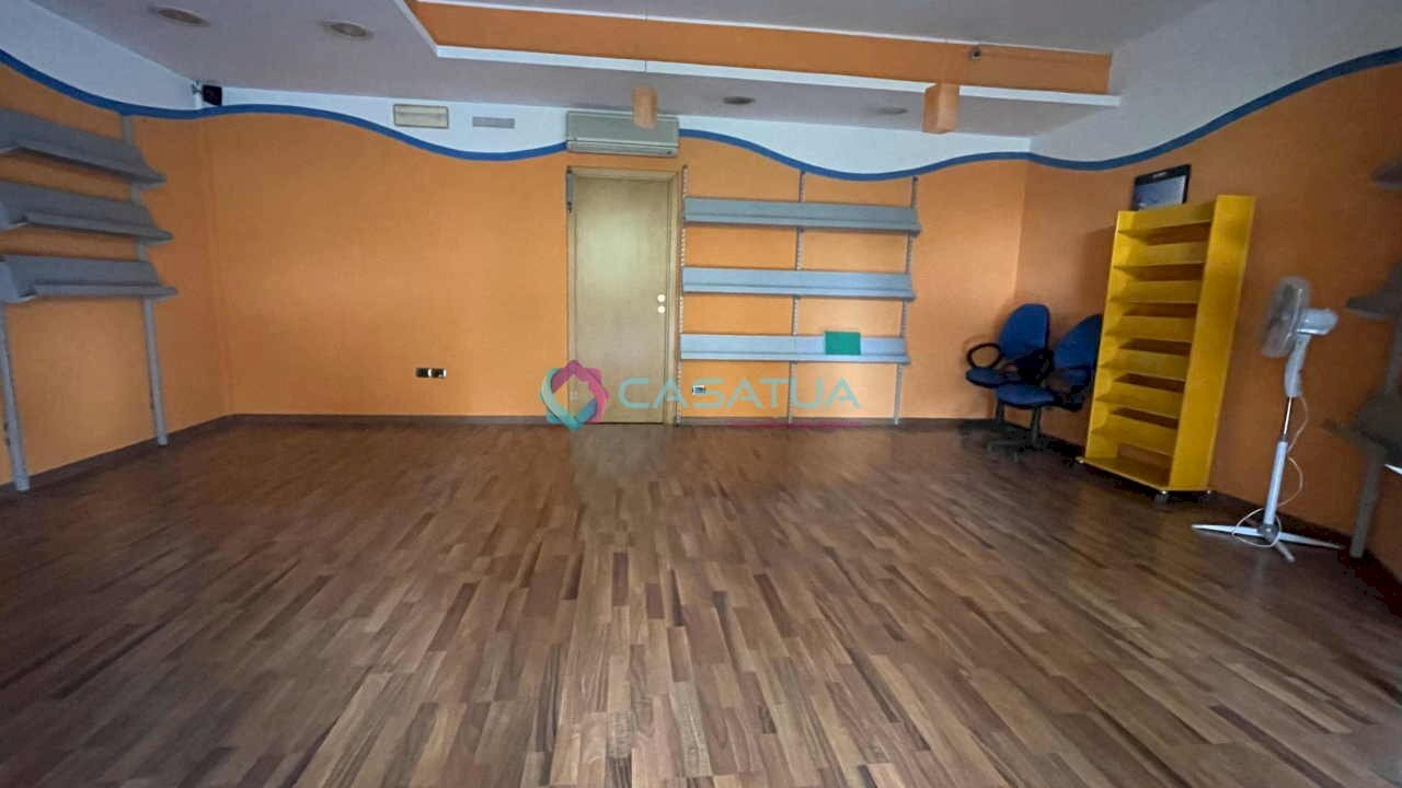 stanza - Commercial Premises Silvi - photo 3