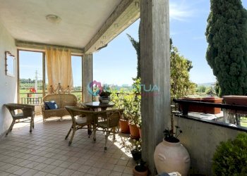 Ingresso porticato - Villa Castellalto - foto 8