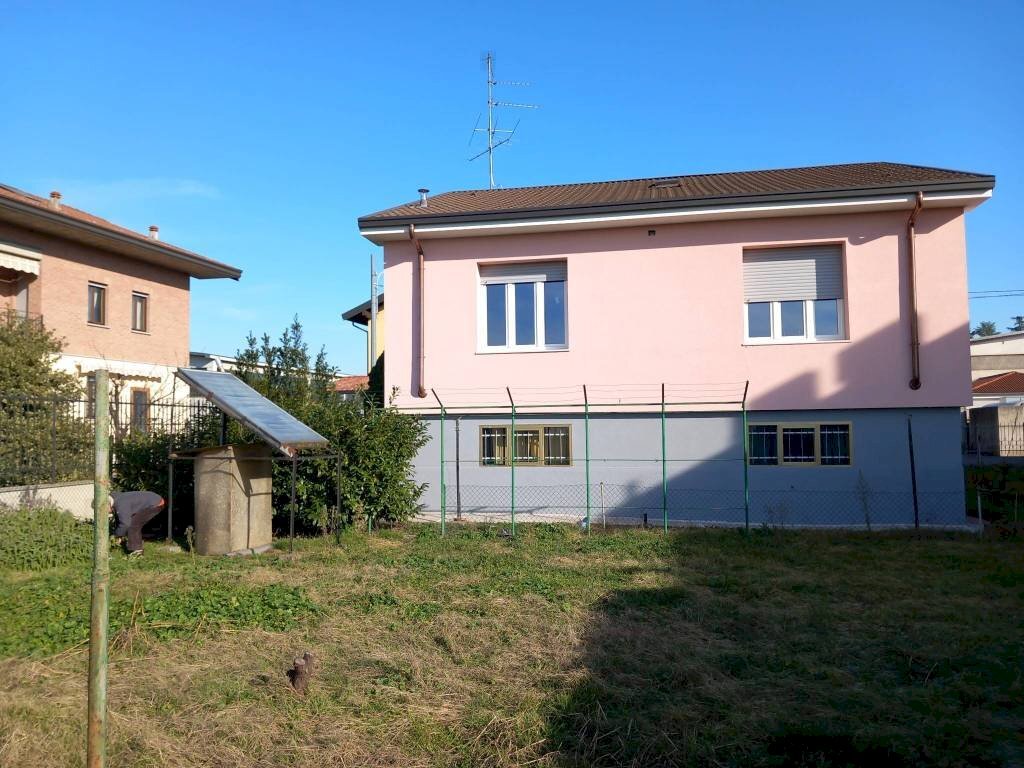 Terreno - Villa strada Oleggio, 15, Novara (zona Pernate) - foto 1