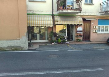 Commercial Activity via Montello, 10, Buguggiate - photo 7