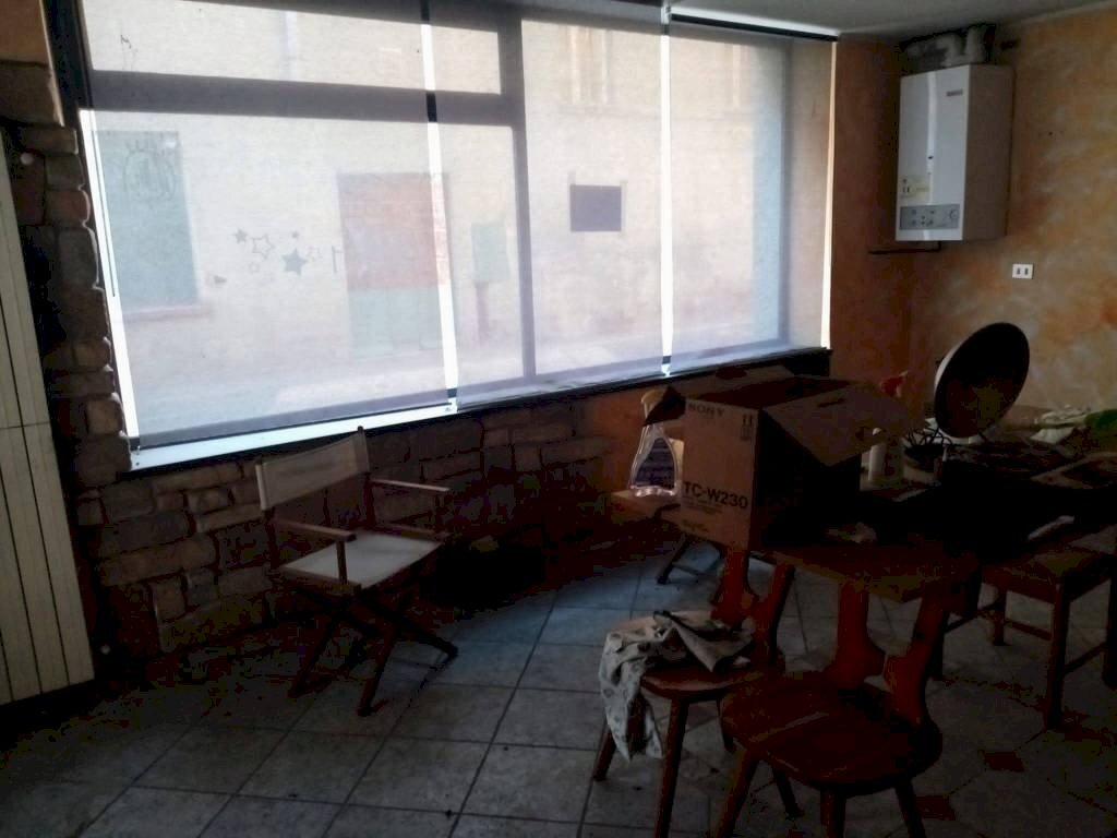 soggiorno - Casa indipendente via San Michele, Golasecca - foto 3