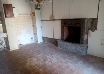 cucina - Casa indipendente via San Michele, Golasecca - foto 7
