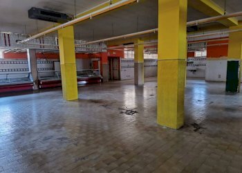 negozio - Negozio via Dobbiaco, Varese - foto 8