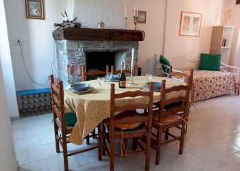 Salone - Casa indipendente via Stefano Ribolzi, 13, Maccagno con Pino e Veddasca - foto 17