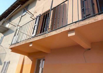 Facciata - Casa indipendente via Stefano Ribolzi, 13, Maccagno con Pino e Veddasca - foto 31