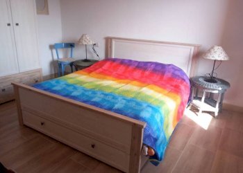 Camera da letto - Independent house via Stefano Ribolzi, 13, Maccagno con Pino e Veddasca - photo 4