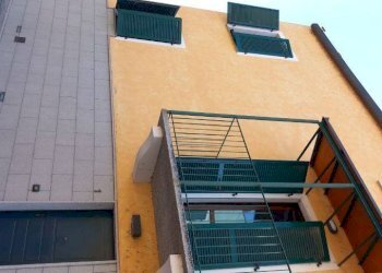 Facciata - Villa a Schiera via Roggia Molinara, 6, Biandrate - foto 3