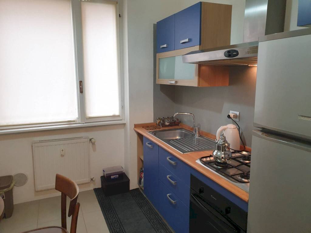 cucina - Bilocale via Antonio Canova, 18, Varese - foto 3