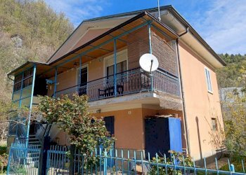 Villa via Rulfi, 8A, Roccaforte Mondovì - foto 1