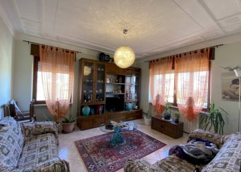 Soggiorno - Appartamento via San Rocco, Loranzè - foto 1