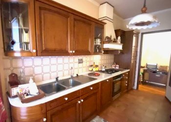 cucina - Quadrilocale via Carlo Botta, 10, Strambino - foto 3