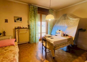 camera - Four-room apartment via Carlo Botta, 10, Strambino - photo 11