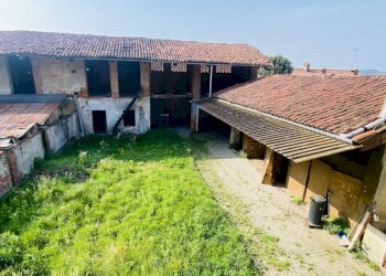Esterni - Casa indipendente vicolo Novaletti, 6, Romano Canavese - foto 4