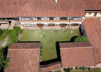 Casa indipendente via Vercelli, 40, Strambino - foto 2