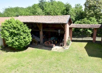 vista tettoia - Casa indipendente via Vercelli, 40, Strambino - foto 7