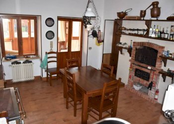 cucina - Casa indipendente via Vercelli, 40, Strambino - foto 19