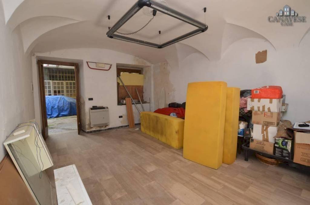 negozio - Negozio via Piero Fontana, 14, Feletto - foto 3