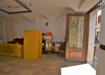 negozio - Negozio via Piero Fontana, 14, Feletto - foto 8