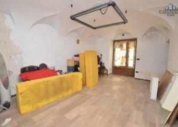 negozio - Negozio via Piero Fontana, 14, Feletto - foto 11